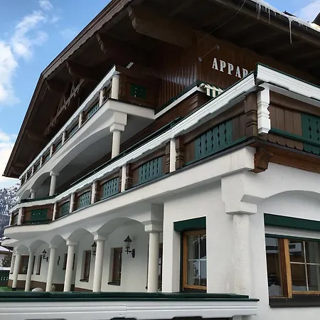 アパート Alpin